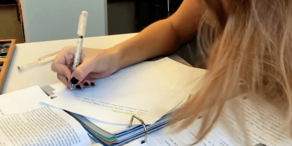 Купить аттестаты за 11 класс с занесением в реестр.